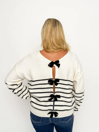 Cream Back Bow Sweater - SLS Wares