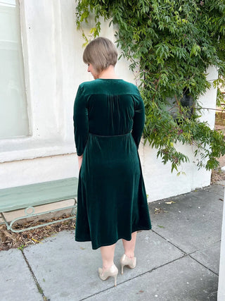 Forest Green Velvet Midi Dress - SLS Wares