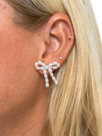 Pearl Bow Earrings - SLS Wares