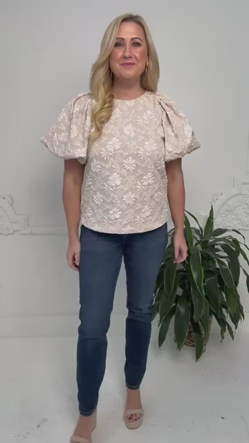 Dark Wash Ankle Jeans Try On Video - SLS Wares
